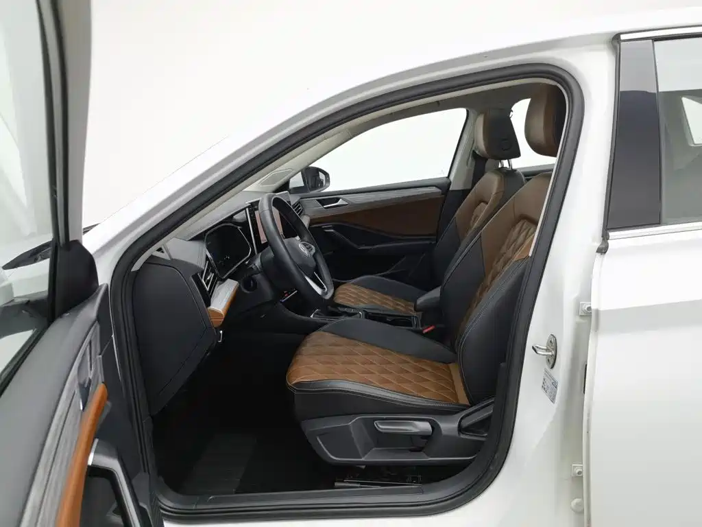 Volkswagen Sagitar — миниатюра 10