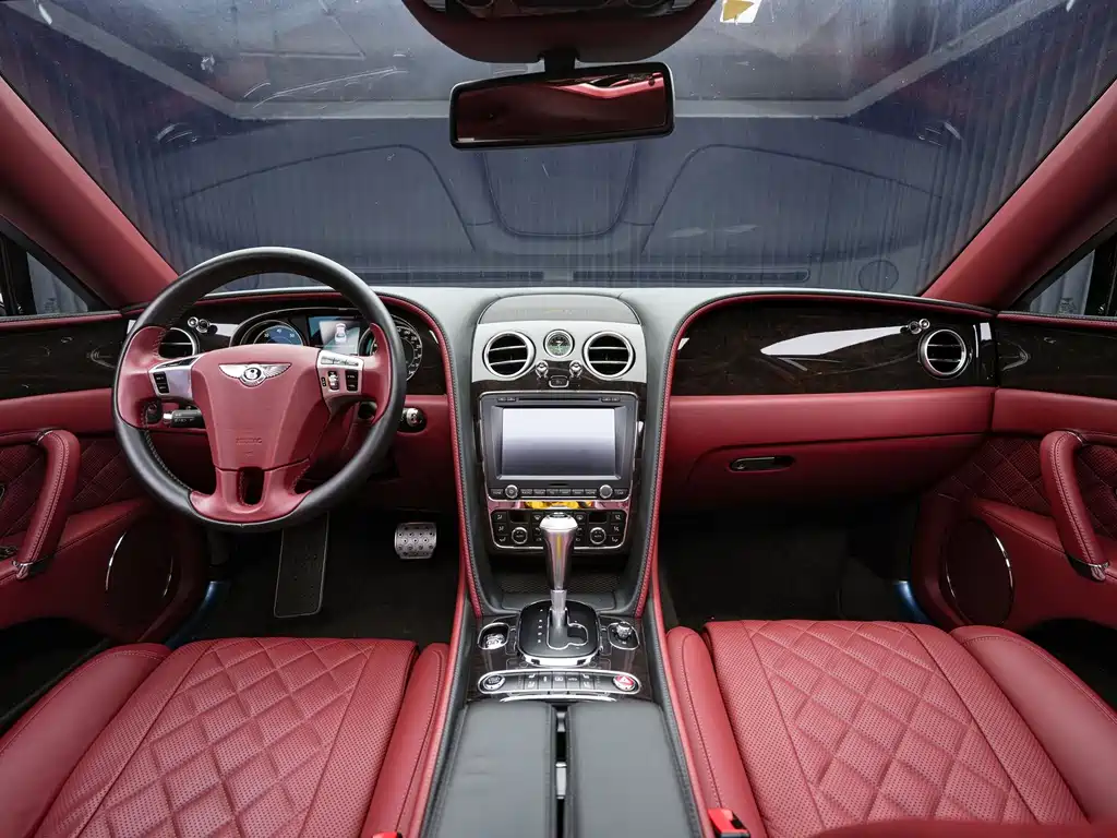 Bentley Flying Spur — миниатюра 7