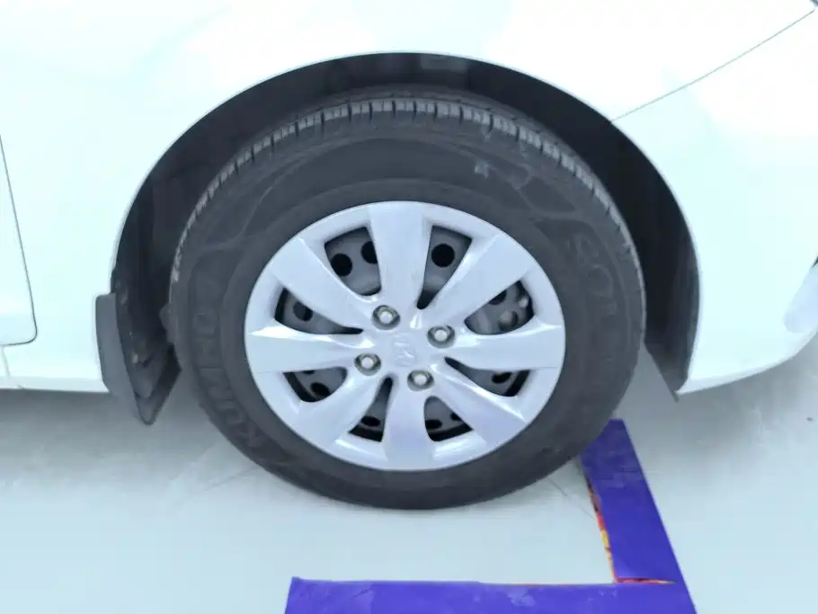 Hyundai Verna — миниатюра 6