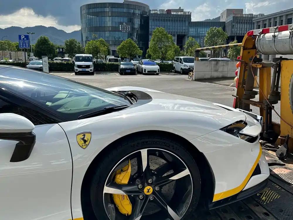 Ferrari SF90 — миниатюра 12
