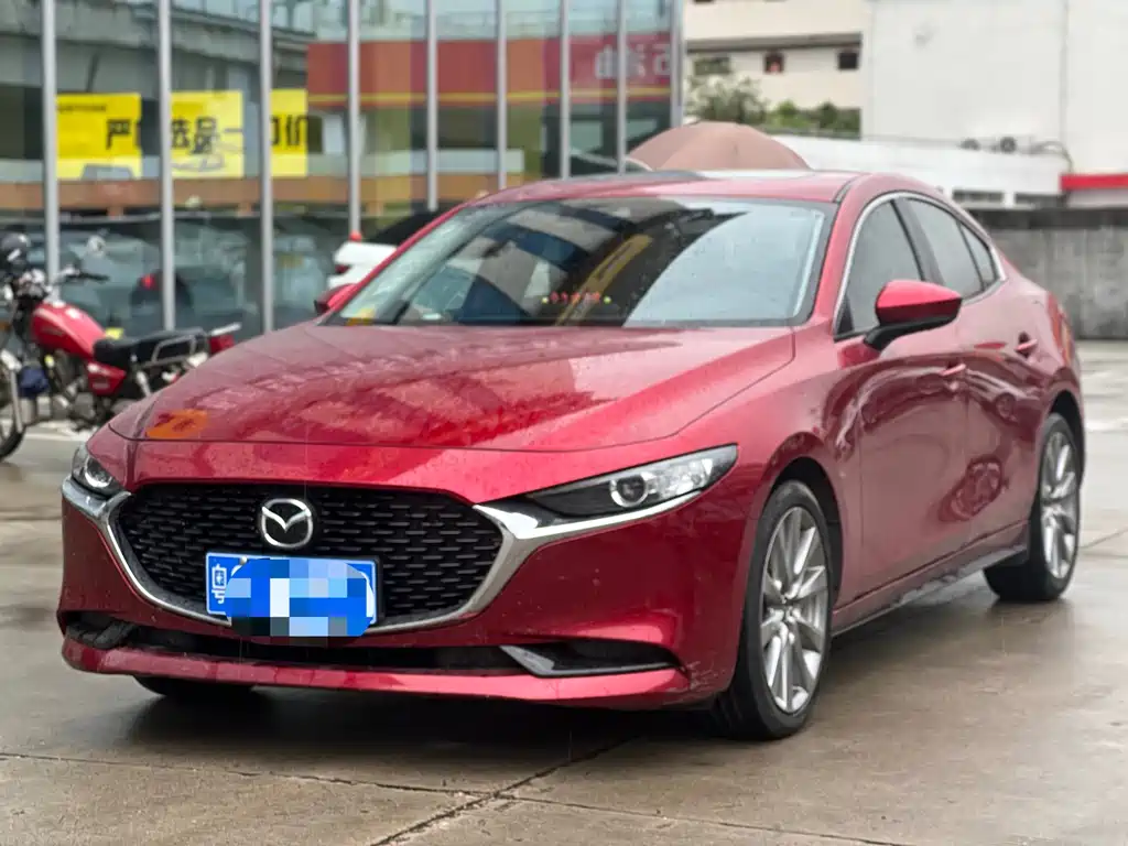 Mazda 3 Axela 2022