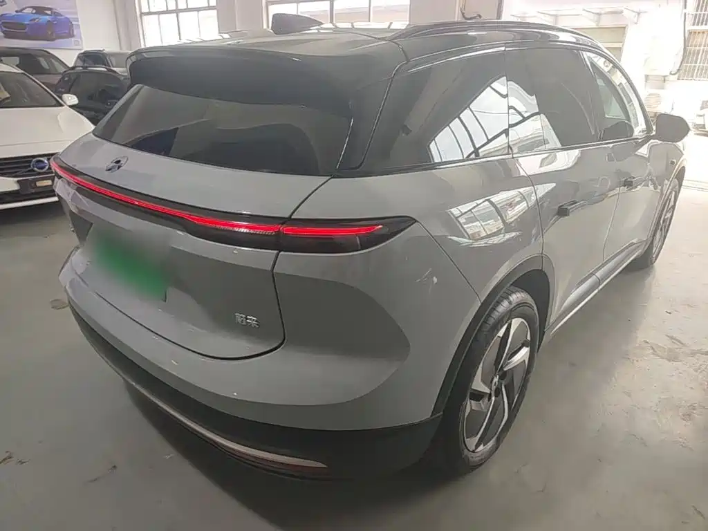 NIO ES6 — миниатюра 7