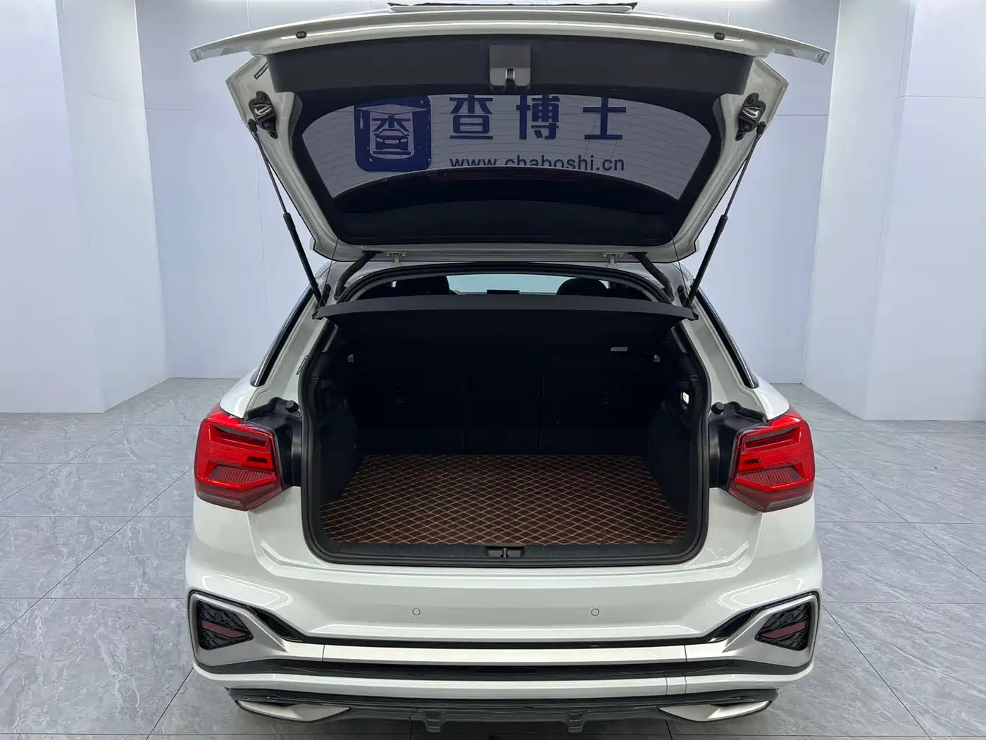Audi Q2L id 4515303 из Китая 22
