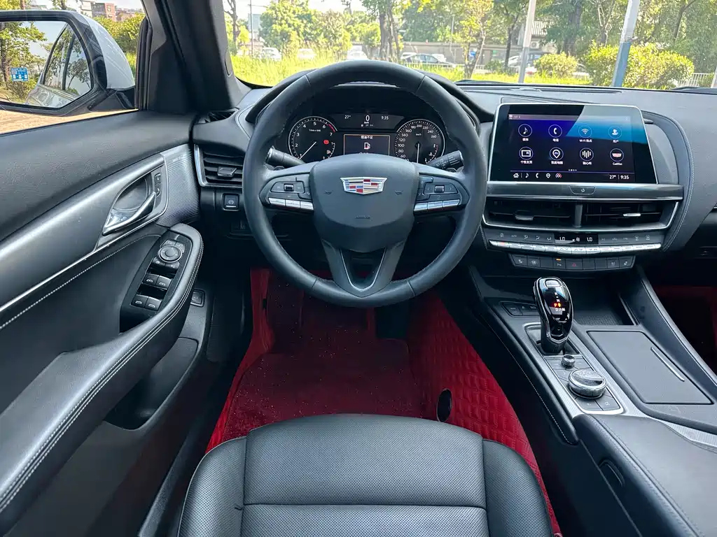 Cadillac CT5 — миниатюра 6