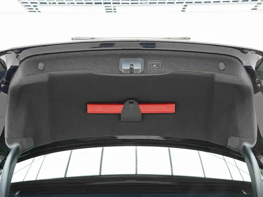 Audi A8 — миниатюра 44