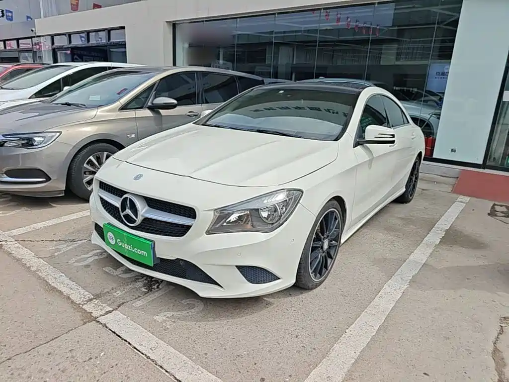 Mercedes-Benz CLA