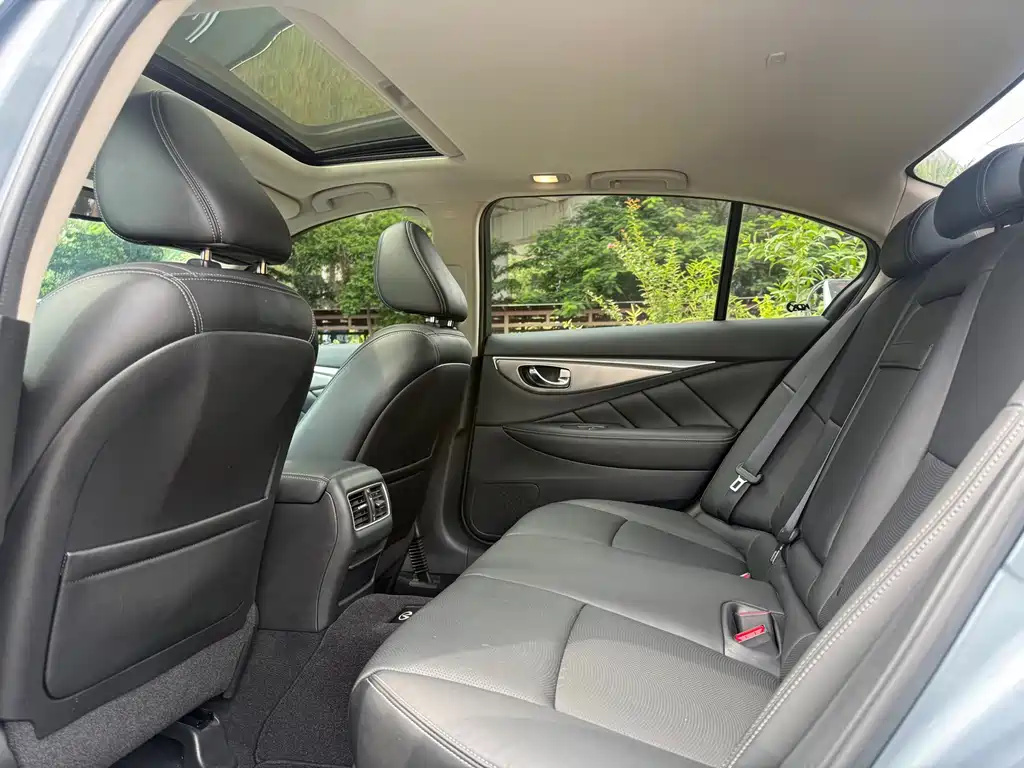 Infiniti Q50L — миниатюра 12