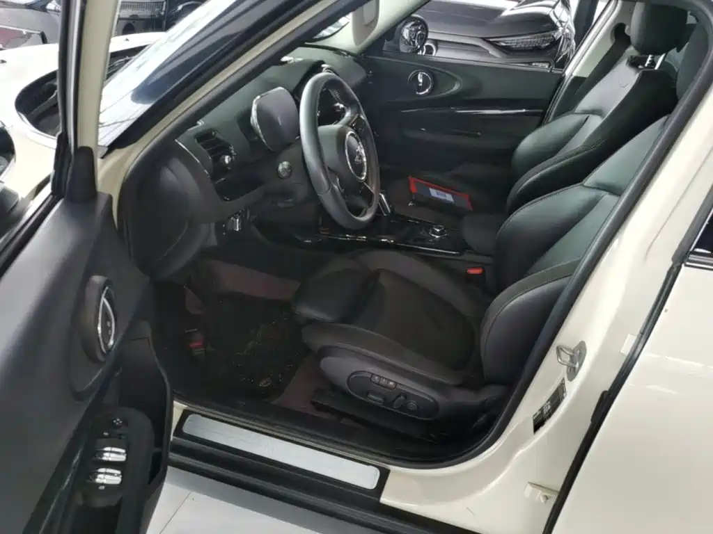 MINI Mini Clubman — миниатюра 11
