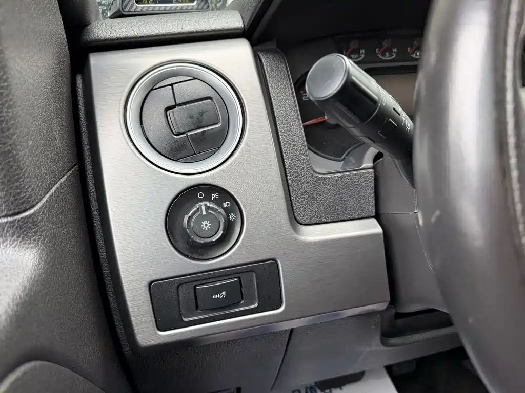 Ford F-150 Raptor — миниатюра 16