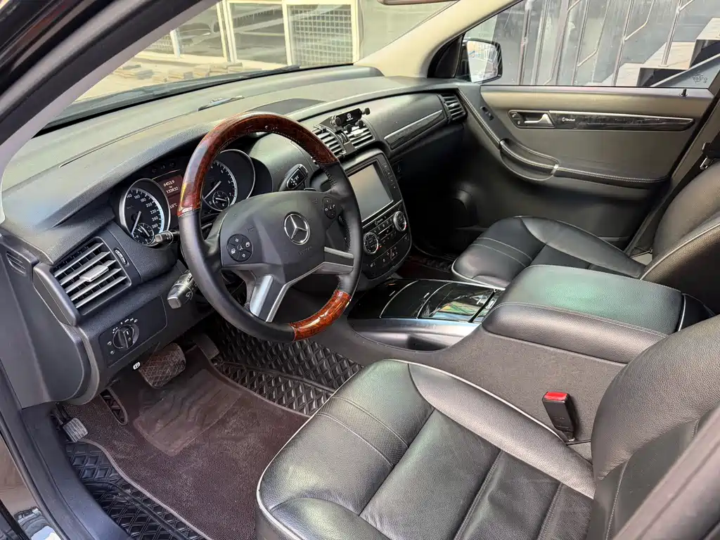 MERCEDES-BENZ R CLASS