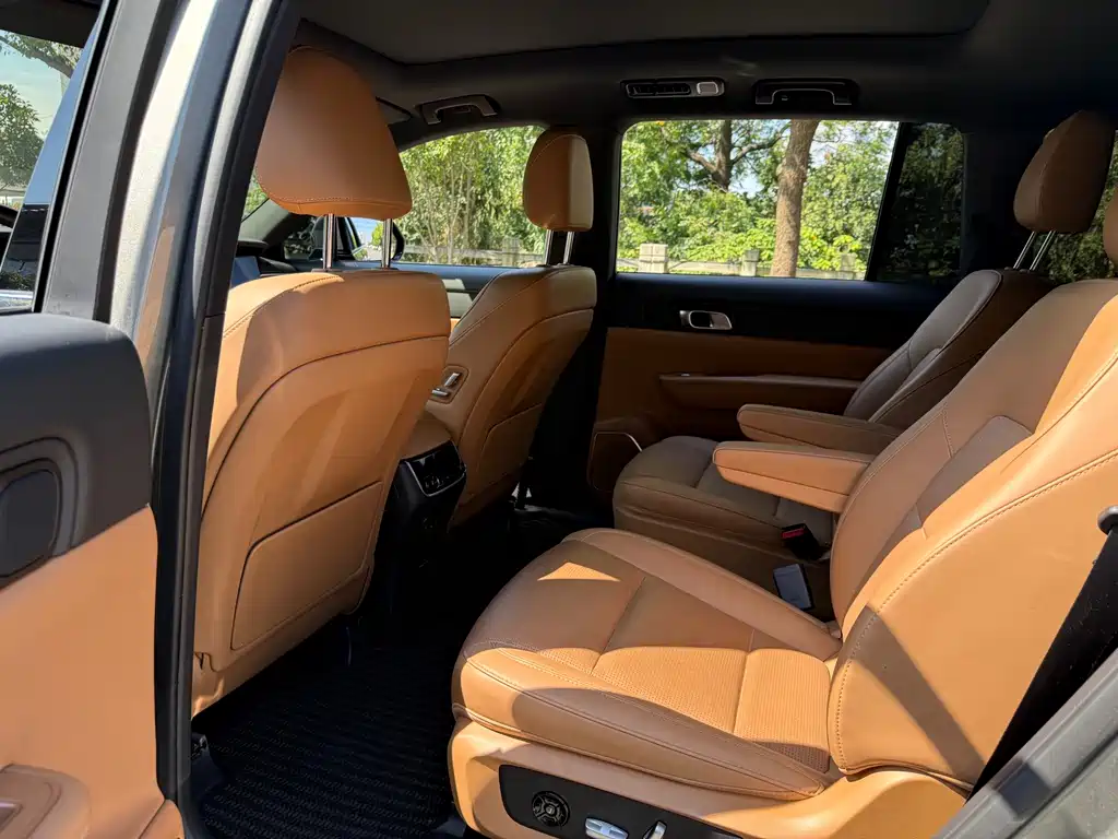 Li Auto Li ONE — миниатюра 11