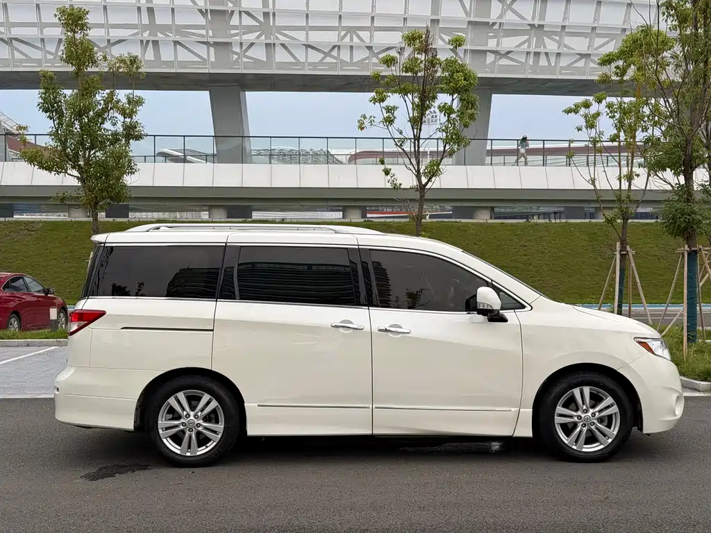 Nissan Quest 3.5L SL, фото 15