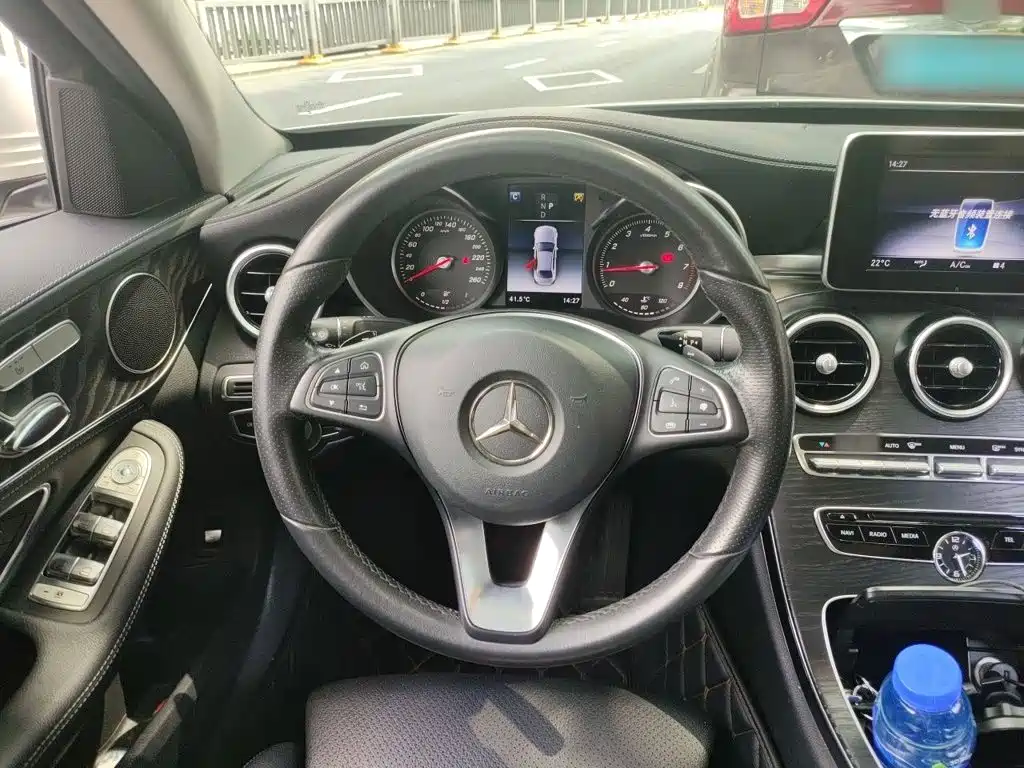Mercedes-Benz C-Class — миниатюра 3