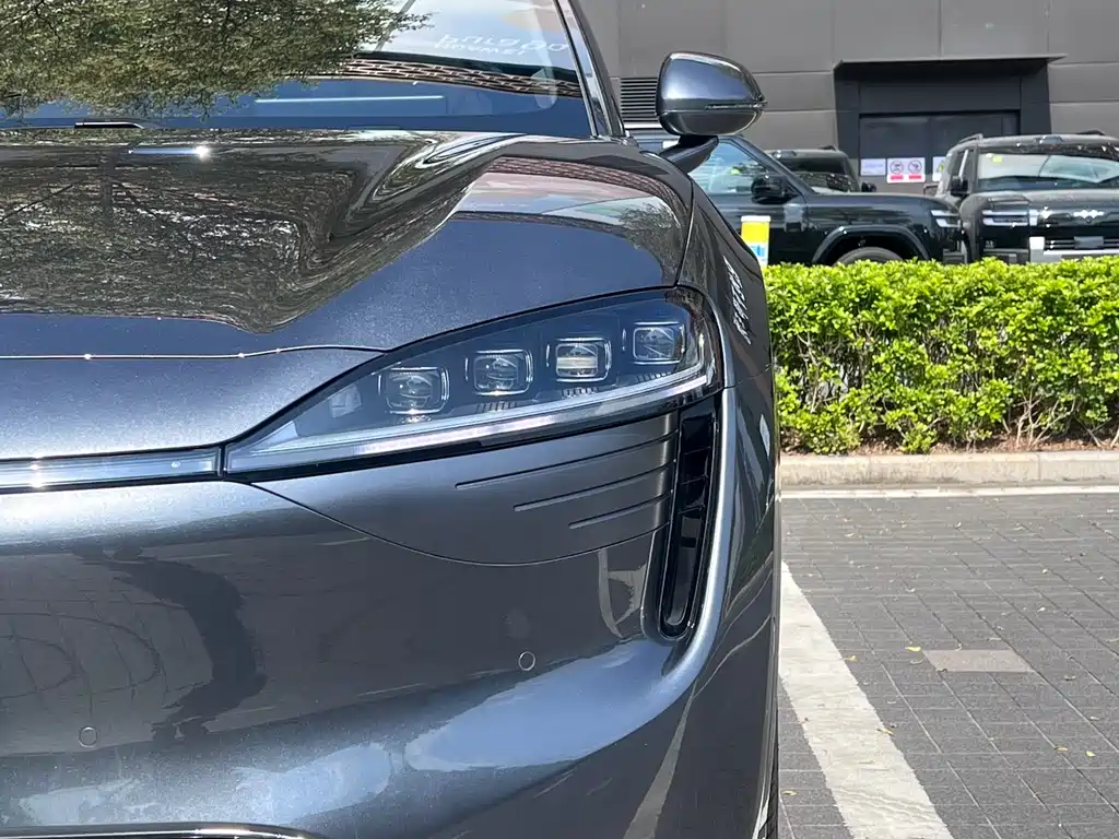 Luxeed R7 2025 331km Ultra