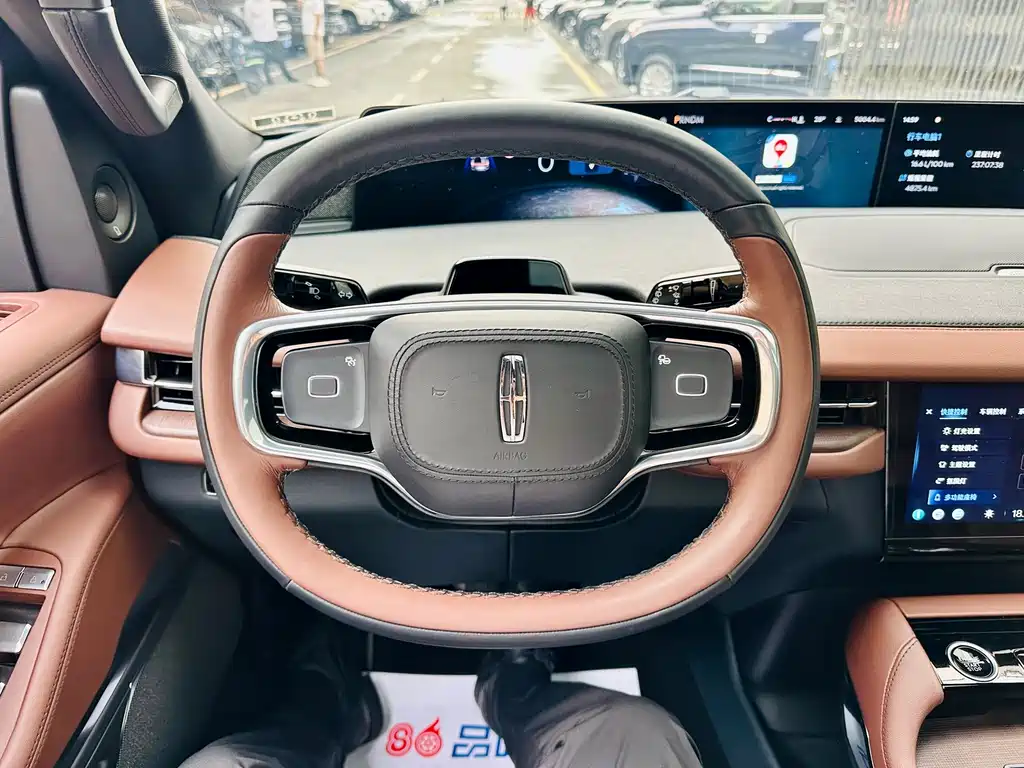 Lincoln Navigator — миниатюра 9