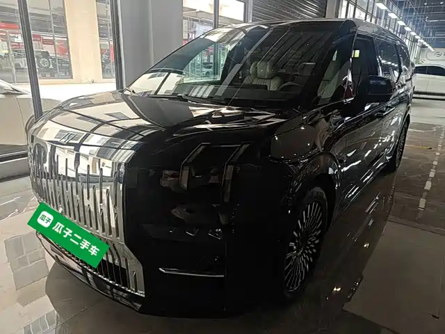 2023 Zeekr 009