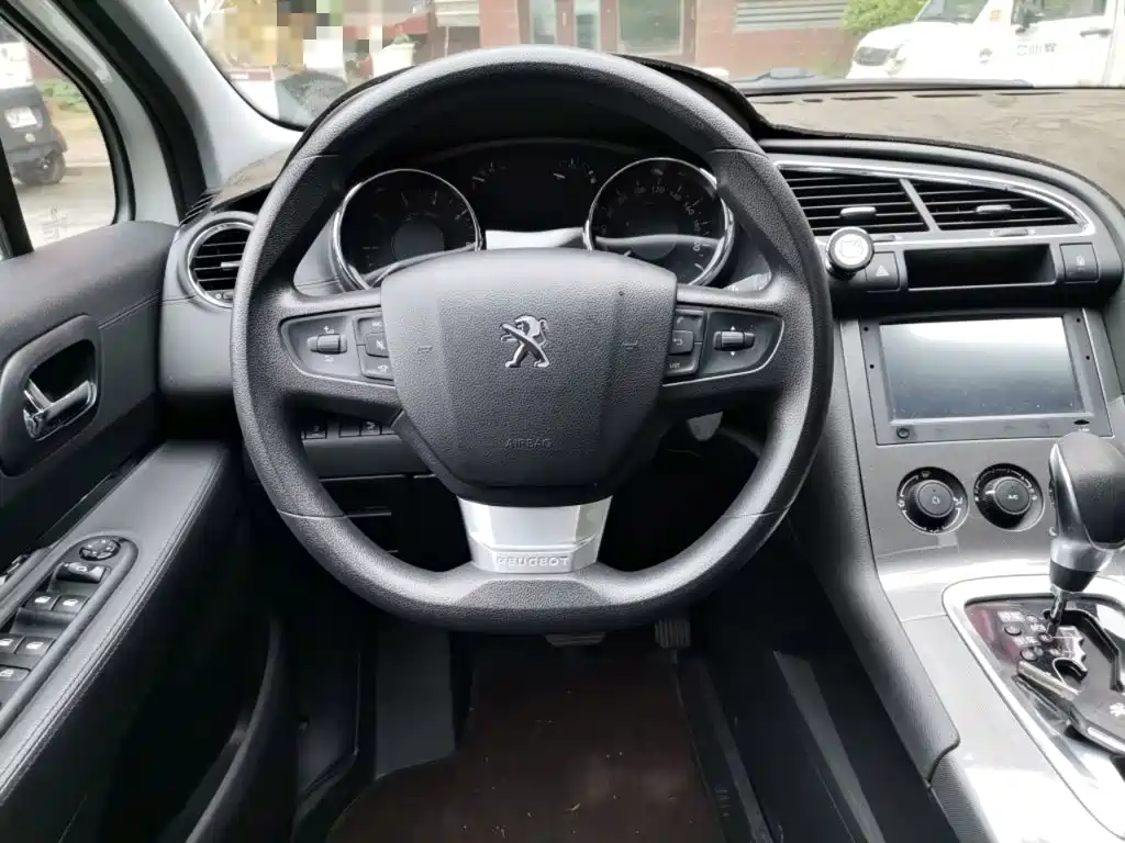 Peugeot 3008 — миниатюра 6