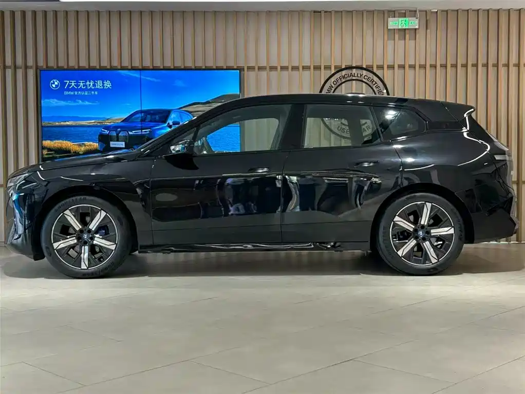 BMW iX — миниатюра 6