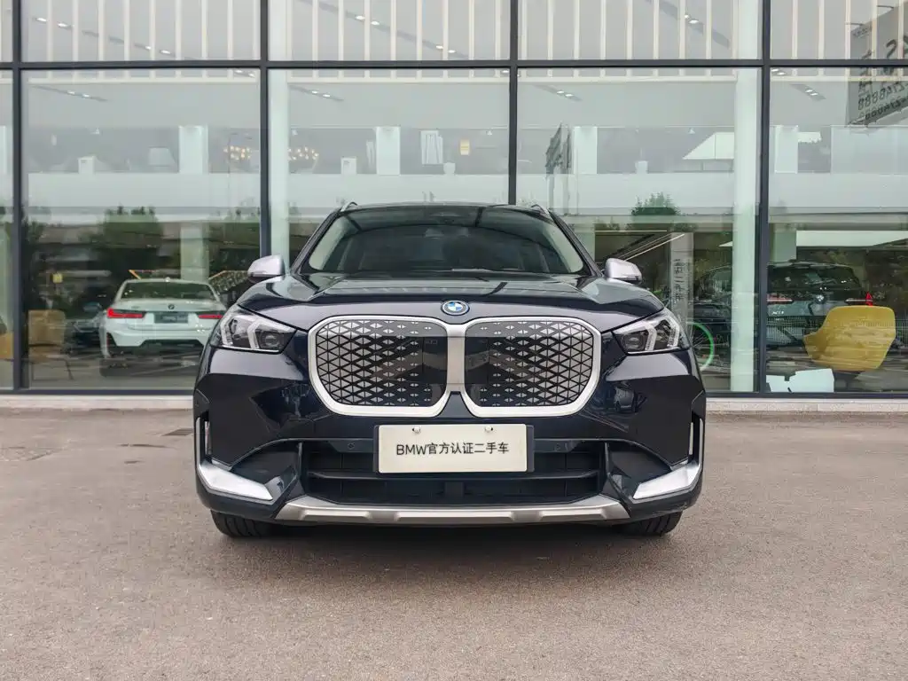 BMW iX1 — миниатюра 2