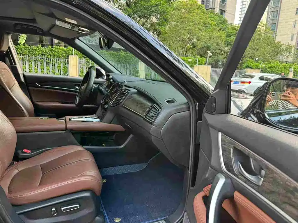 Honda UR-V — миниатюра 8