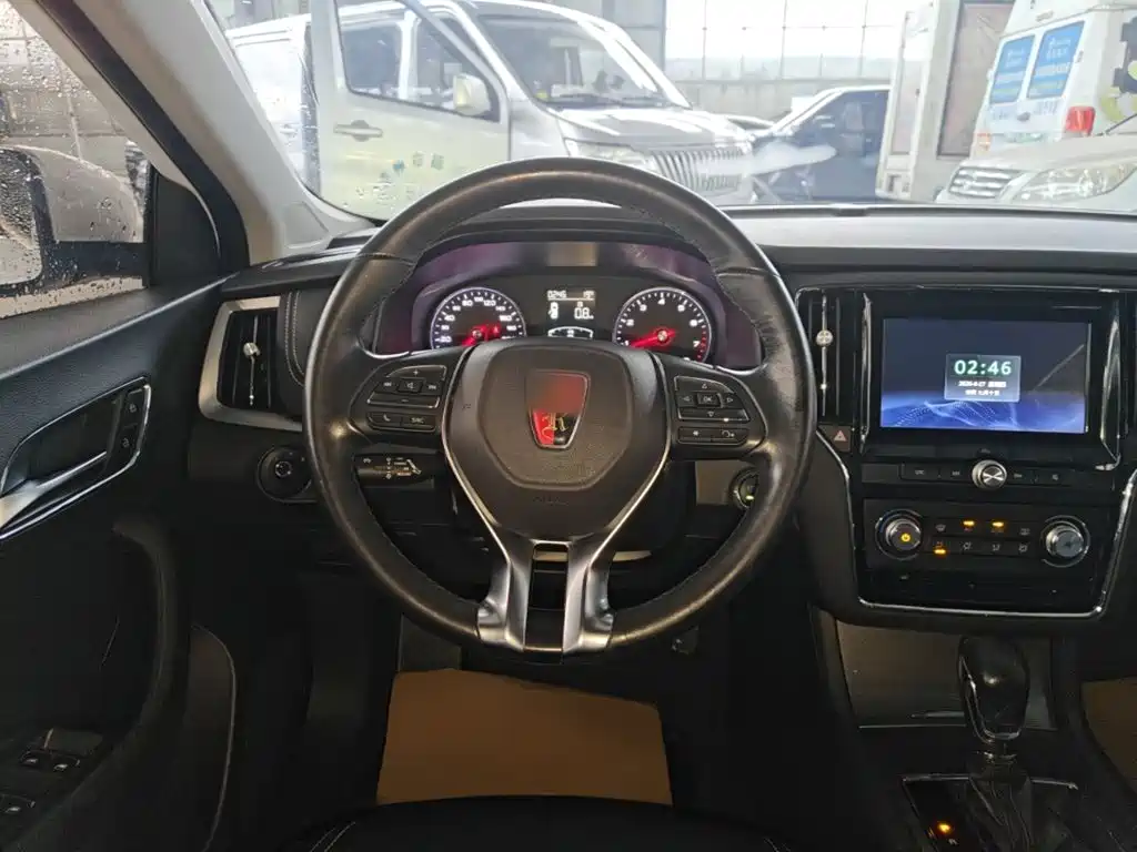 Roewe Roewe i6 Classic — миниатюра 11
