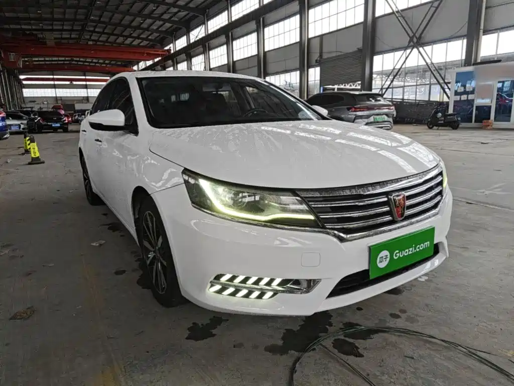 Roewe Roewe i6 Classic — миниатюра 4