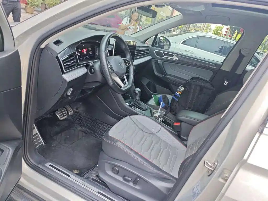 Volkswagen Tiguan L — миниатюра 4