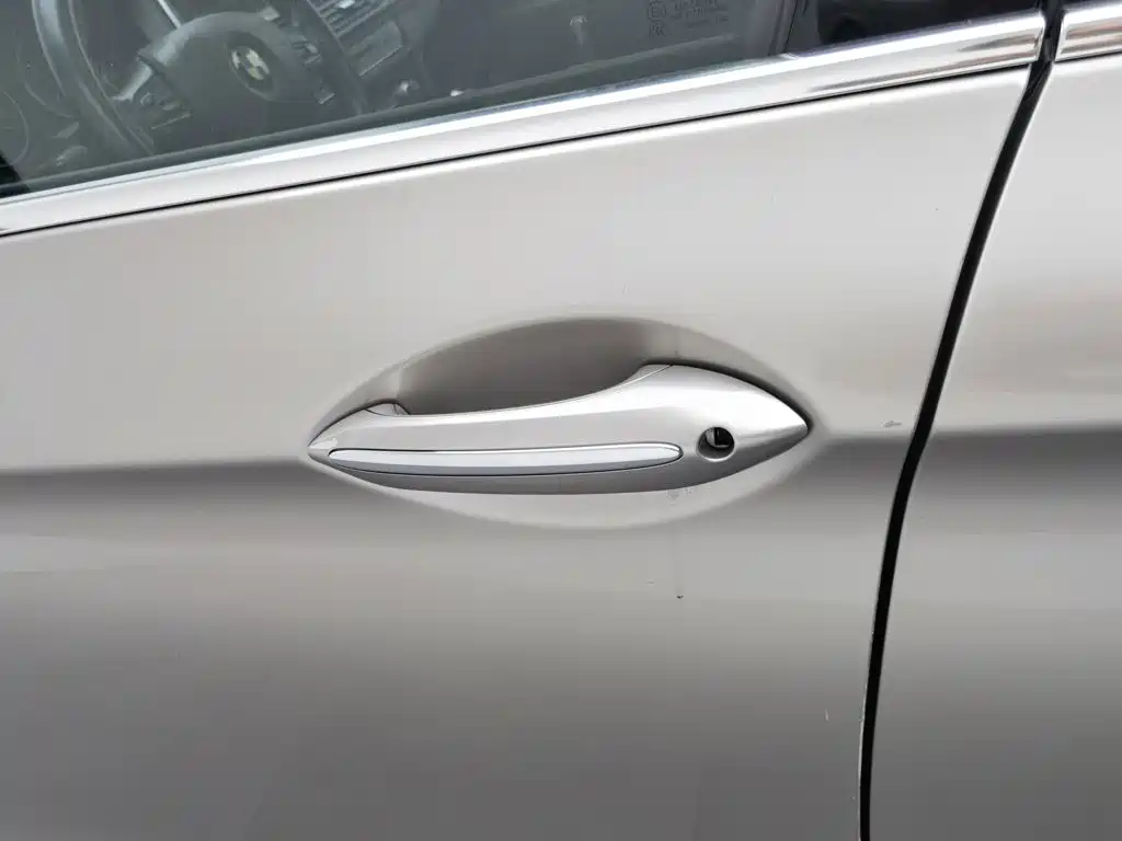 BMW 5 Series — миниатюра 18