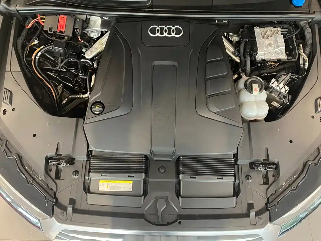 Audi Q7 — миниатюра 8