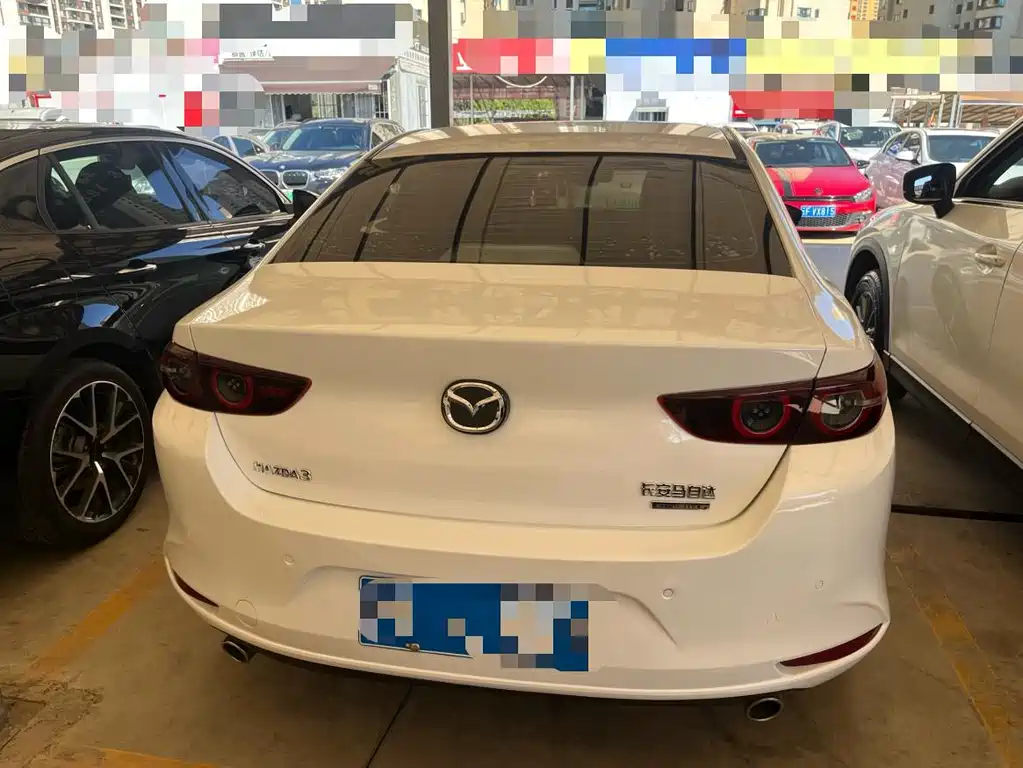 Mazda 3 Axela — миниатюра 10