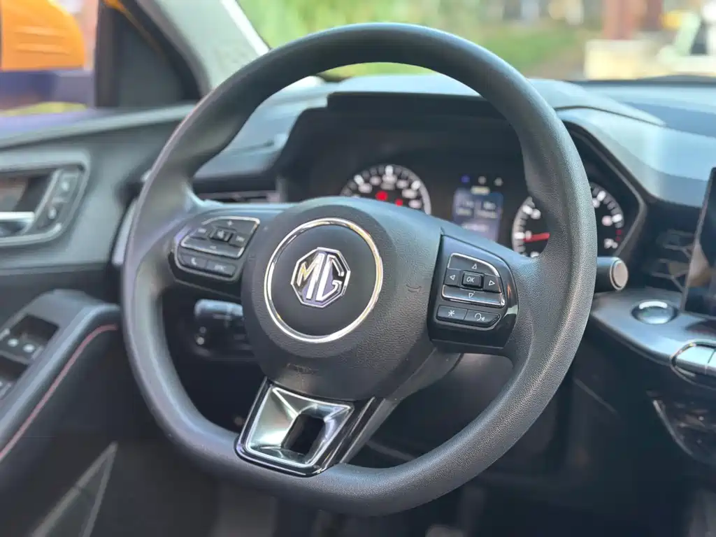 MG MG5 — миниатюра 14