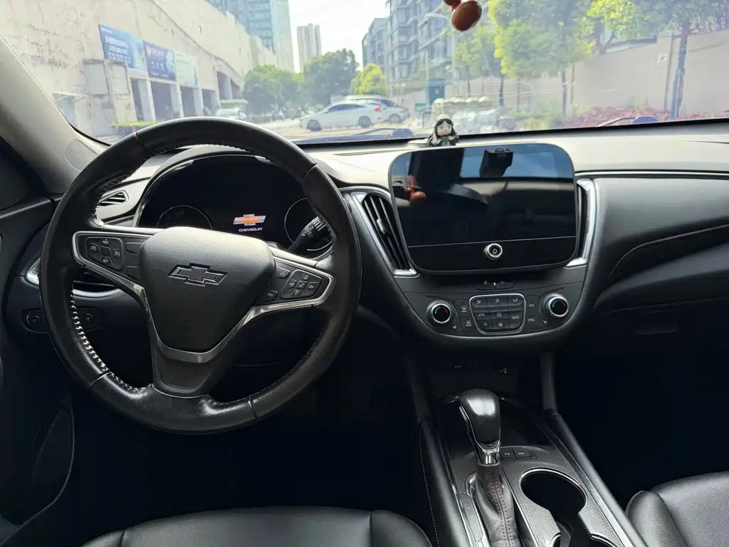 Chevrolet Malibu XL — миниатюра 8
