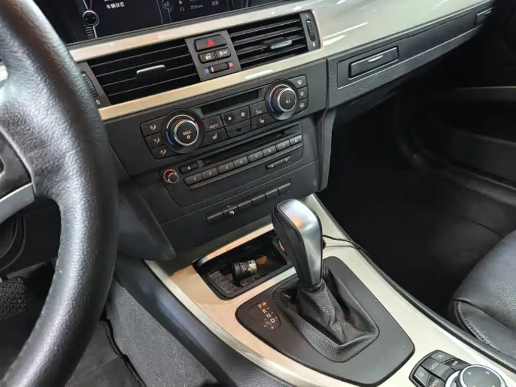 BMW 3 Series — миниатюра 6