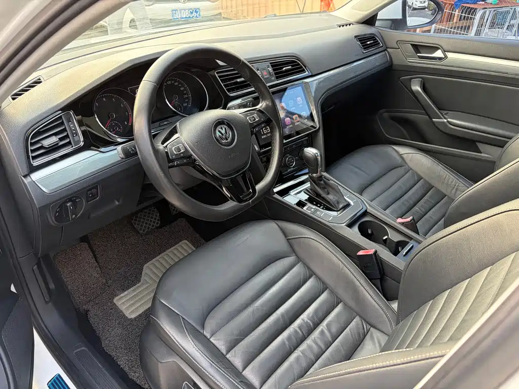 Volkswagen Lamando — миниатюра 8
