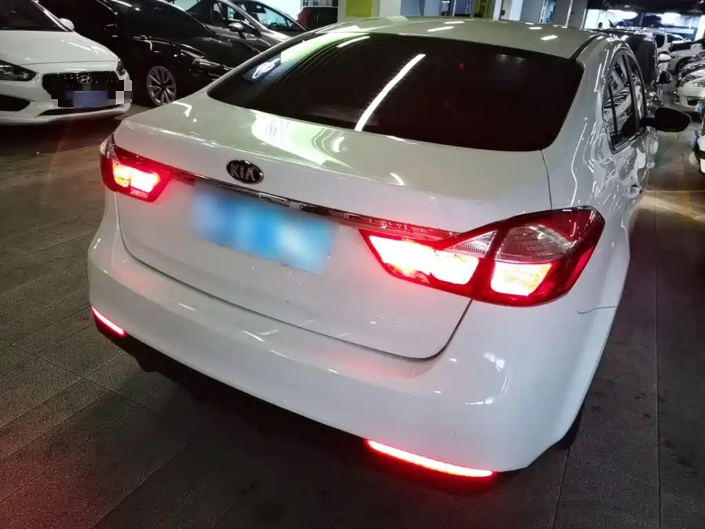 Kia K3 — миниатюра 7