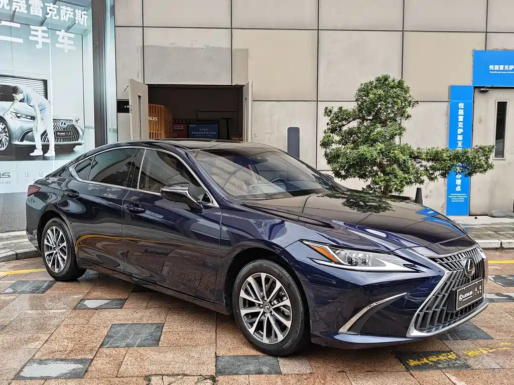 Lexus ES — миниатюра 3