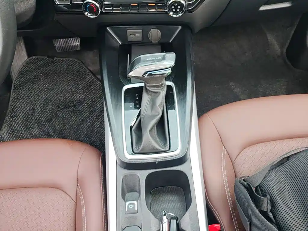 Chevrolet Monza — миниатюра 14