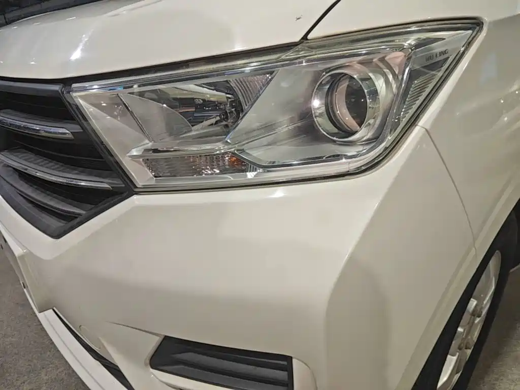 Wuling Hongguang — миниатюра 24