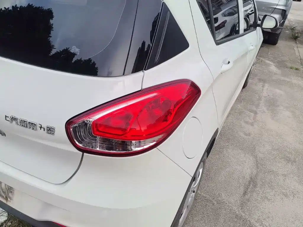 Baojun 310 — миниатюра 8