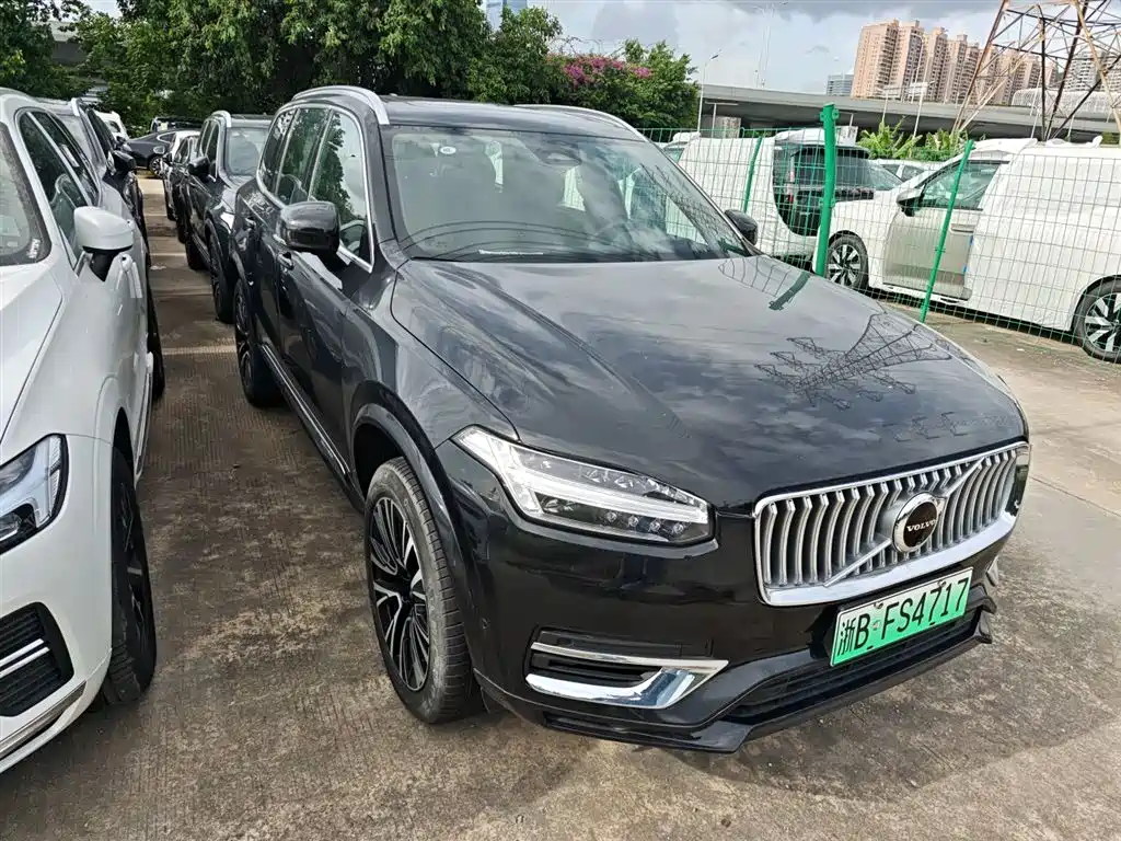 VOLVO  XC90 PLUG IN HYBRID