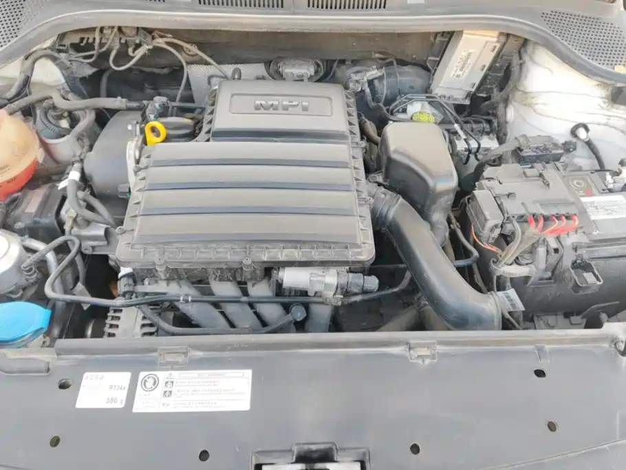 Skoda Rapid Spaceback — миниатюра 10