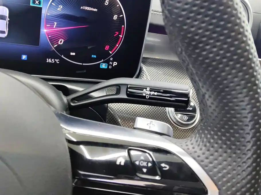 Mercedes-Benz C-Class — миниатюра 16