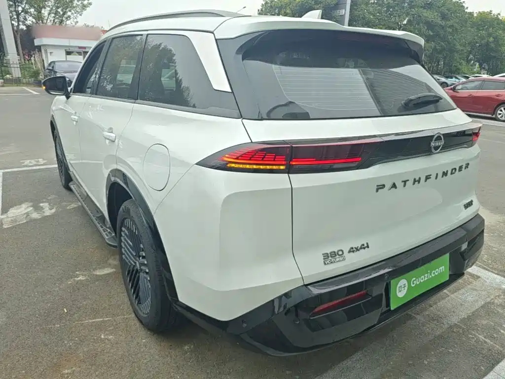 Nissan Teramont — миниатюра 5