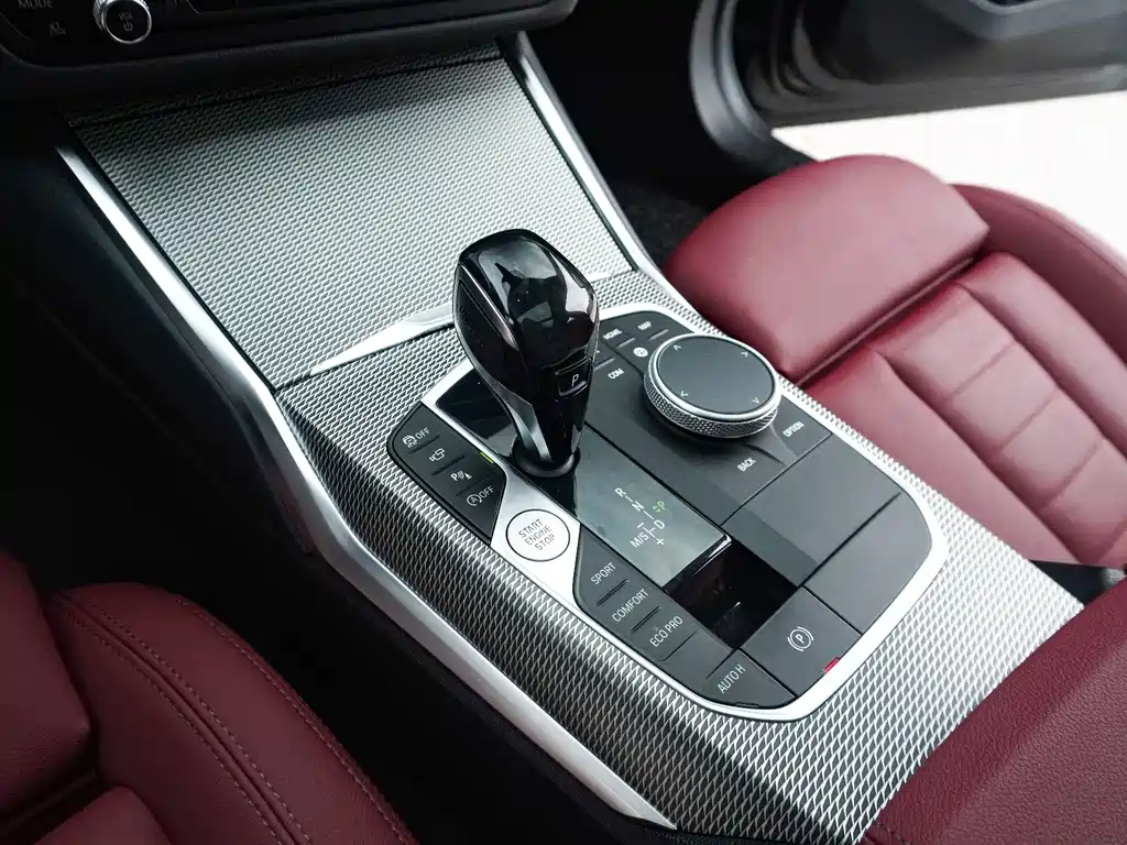 BMW 3 Series — миниатюра 14