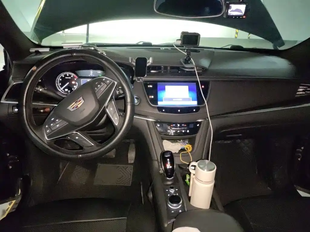 Cadillac XT5 — миниатюра 13