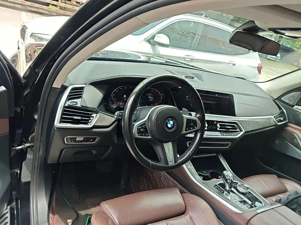 BMW X5 (Import) — миниатюра 7