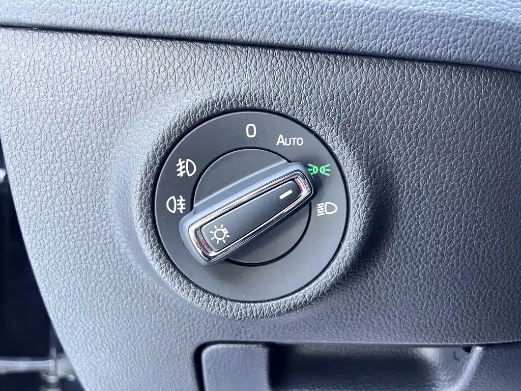 Skoda Superb — миниатюра 9
