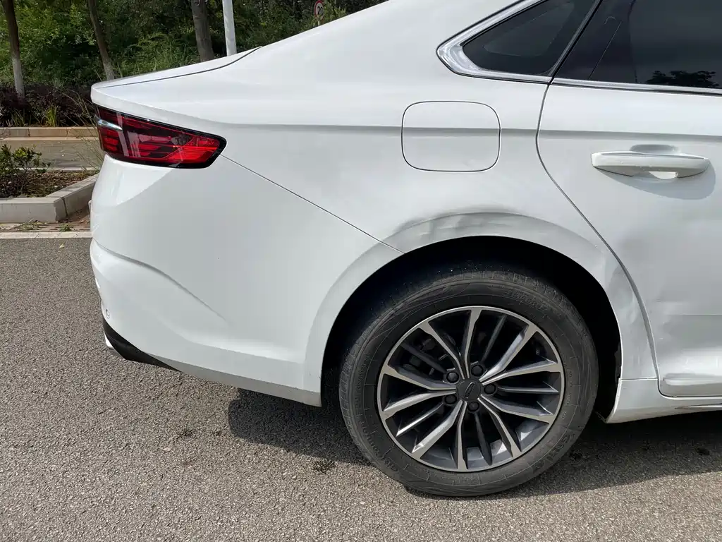 Geely Xingrui — миниатюра 15