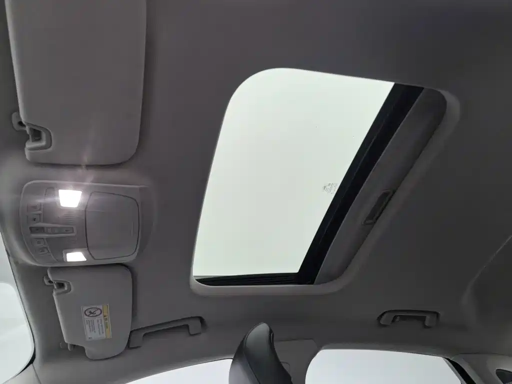 Ford Mondeo — миниатюра 14