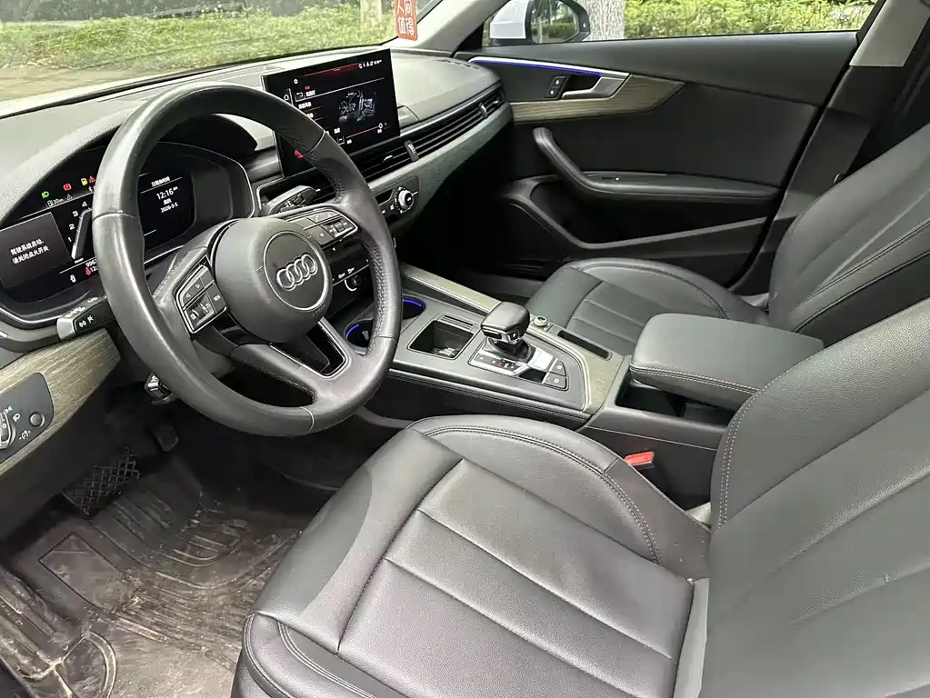 Audi A4L 2022 40 TFSI Fashion